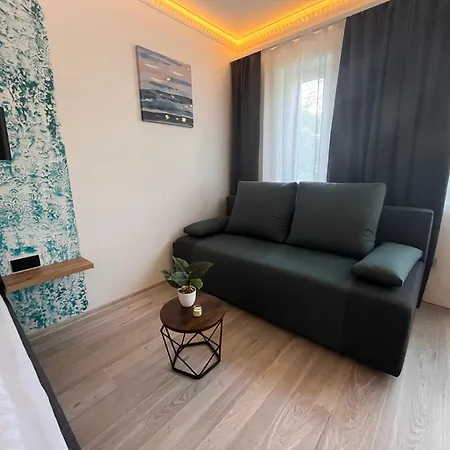 아파트호텔 Varkapu 2 귤러