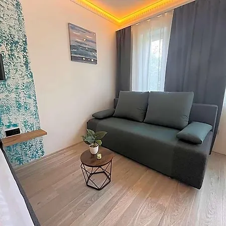 Varkapu 2 3*